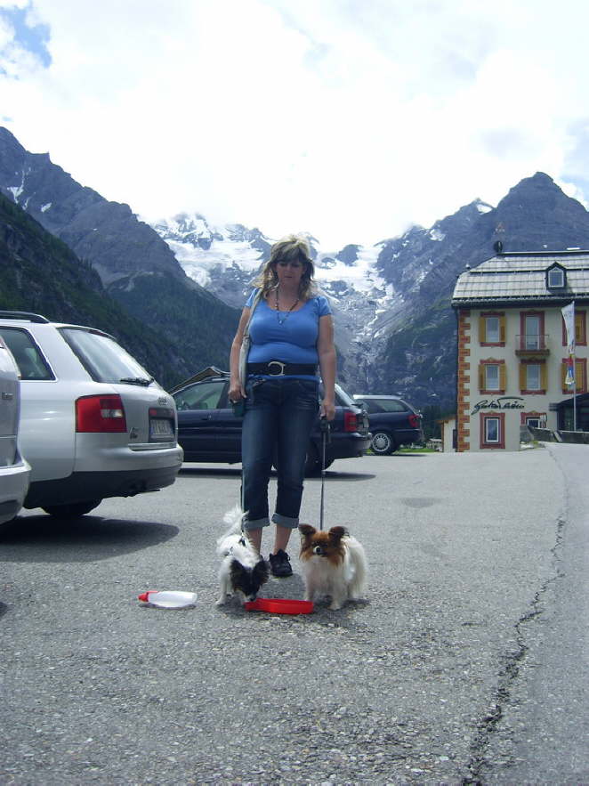 Adi mit Bella und Frauchen